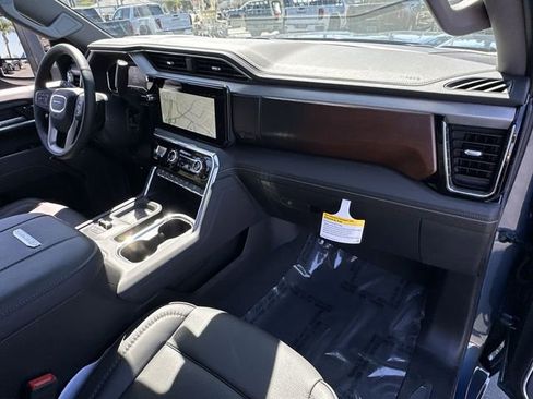 New 2025 GMC Sierra 2500 Denali w/ Technology Package image 30