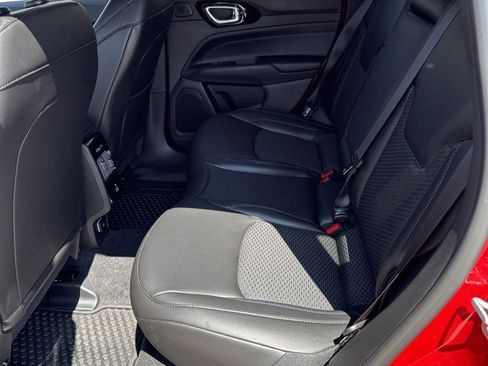 New 2026 Jeep Compass Latitude w/ Sun and Sound Group AWD/4WD image 25