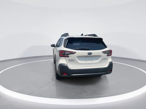 Certified 2023 Subaru Outback Premium AWD/4WD image 7