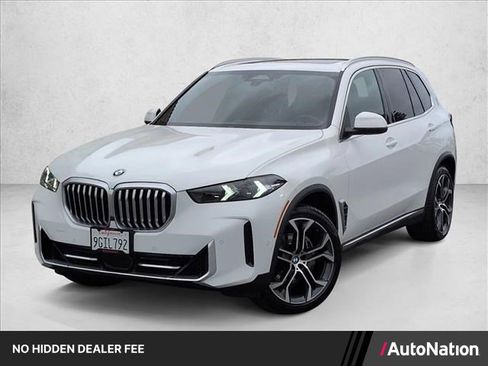 Used 2024 BMW X5 xDrive40i w/ Parking Assistance Package AWD/4WD image 1
