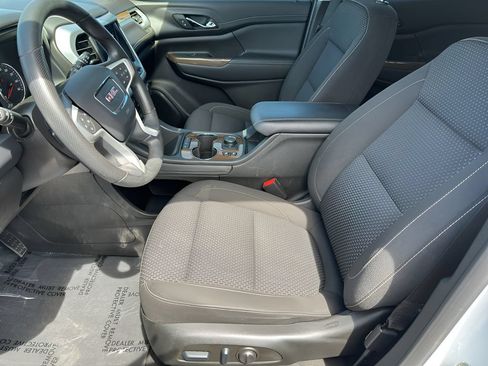 Used 2023 GMC Acadia SLE w/ Driver Convenience Package AWD/4WD image 9