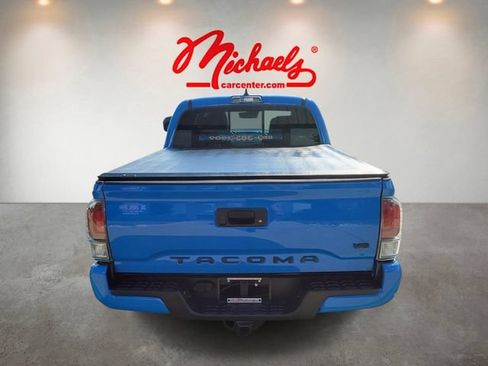 Used 2021 Toyota Tacoma TRD Sport AWD/4WD image 6