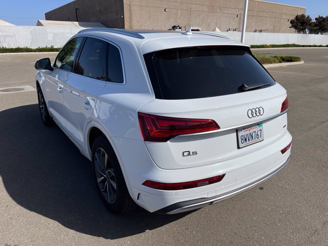 Used 2021 Audi Q5 2.0T Premium w/ Convenience Package AWD/4WD image 5