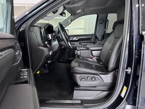 Certified 2024 GMC Sierra 1500 SLT w/ X31 Off-Road Package AWD/4WD image 11