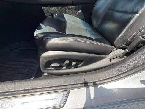 Used 2017 Cadillac CTS Luxury RWD image 6