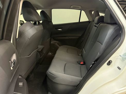 Used 2021 Toyota Venza LE image 20