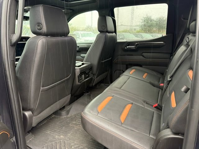 Used 2024 GMC Sierra 1500 AT4 w/ Technology Package AWD/4WD image 16