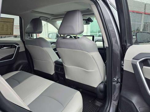 Certified 2025 Toyota RAV4 XLE Premium image 16