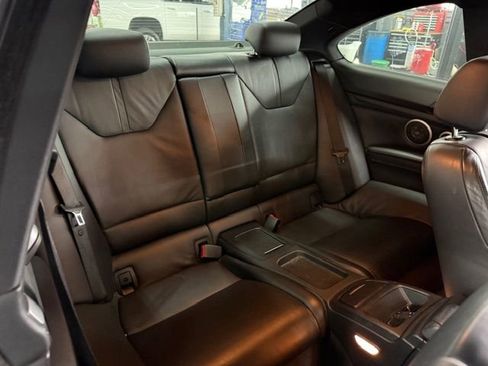 Used 2011 BMW M3 Coupe image 11