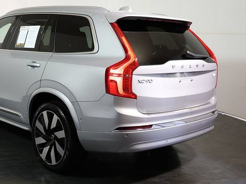 Used 2024 Volvo XC90 T8 Plus w/ Protection Package AWD/4WD image 11