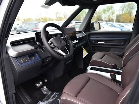 New 2025 Volkswagen ID. Buzz Pro S image 19