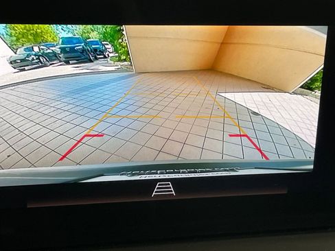 Used 2025 Buick Encore GX Preferred image 17