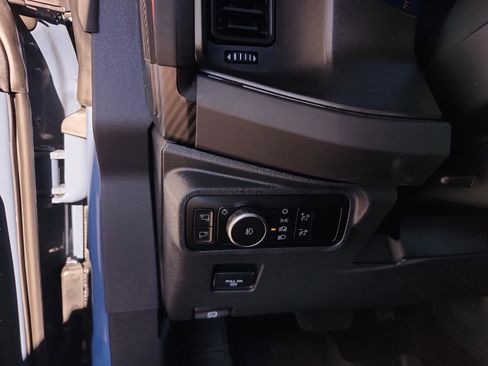 Certified 2025 Ford Bronco Raptor w/ Interior Carbon Fiber Pack image 13