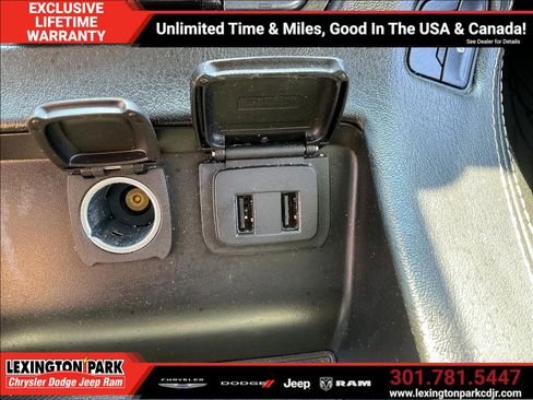 Used 2018 Chevrolet Tahoe LT w/ LT Midnight Edition RWD image 15