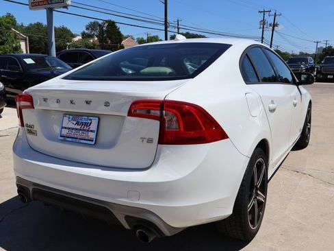 Used 2017 Volvo S60 T5 Dynamic FWD image 7