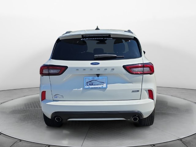 Used 2024 Ford Escape ST-Line Select AWD/4WD image 4