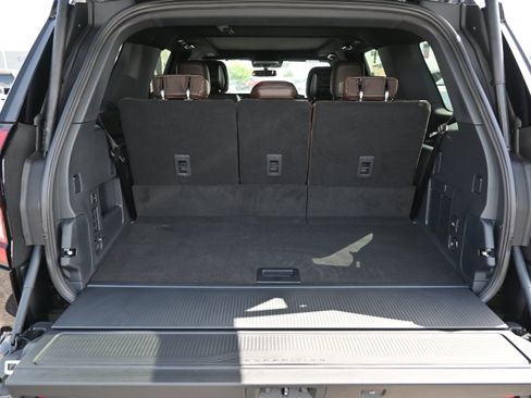 New 2027 Ford Expedition King Ranch RWD image 6