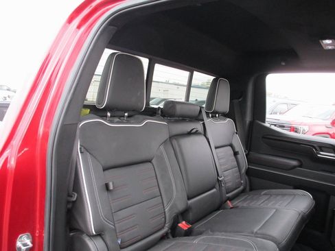 Certified 2025 GMC Sierra 1500 AT4X image 24