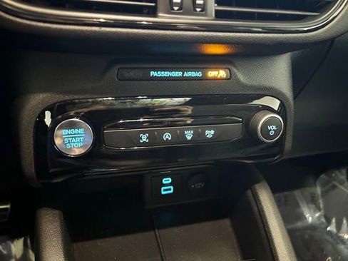 Used 2023 Ford Escape ST-Line w/ Tech Pack #1 AWD/4WD image 41