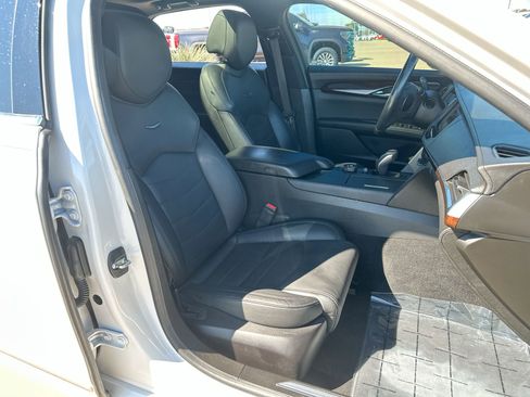 Used 2020 Cadillac CT6 Luxury image 24