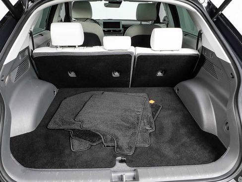 Used 2023 Hyundai Ioniq 5 Limited w/ Cargo Package RWD image 34