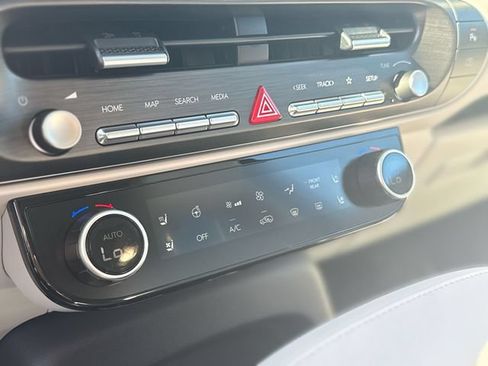 New 2026 Hyundai Palisade Calligraphy FWD image 18