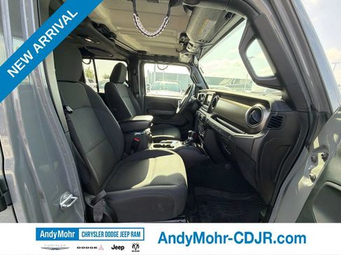 Used 2018 Jeep Wrangler Unlimited Sport S AWD/4WD image 17
