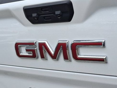 Used 2026 GMC Sierra 1500 AT4 w/ AT4 Premium Package AWD/4WD image 29