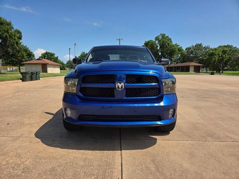 Used 2014 RAM 1500 Express AWD/4WD image 5
