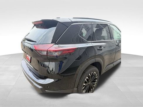 New 2026 Nissan Rogue Dark Armor FWD image 5