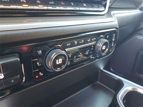 Used 2022 Chevrolet Silverado 1500 High Country w/ High Country Premium Package image 78