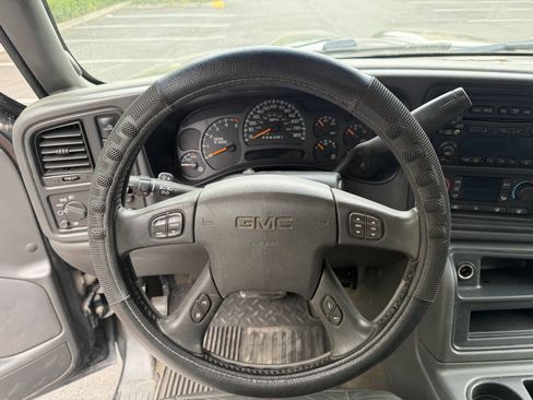 Used 2007 GMC Sierra 2500 SLT AWD/4WD image 15