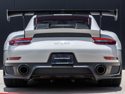 Certified 2019 Porsche 911 GT2 RS RWD image 12