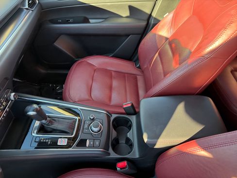 Certified 2022 MAZDA CX-5 Carbon Edition image 14