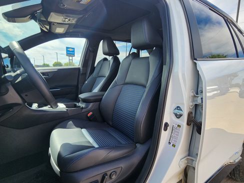 Used 2024 Toyota RAV4 XSE w/ Weather Package AWD/4WD image 9