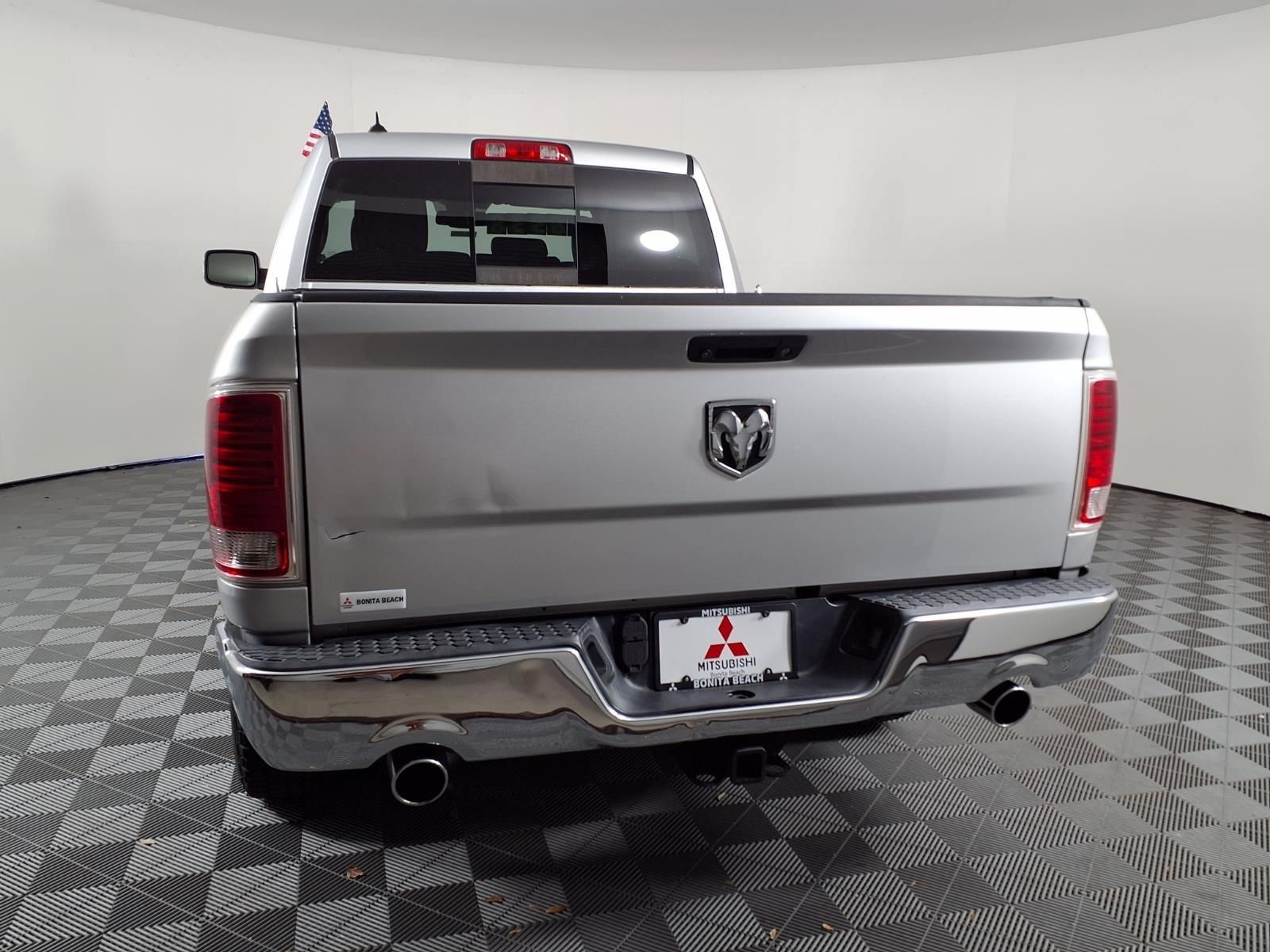 Used 2018 RAM 1500 Laramie RWD image 6