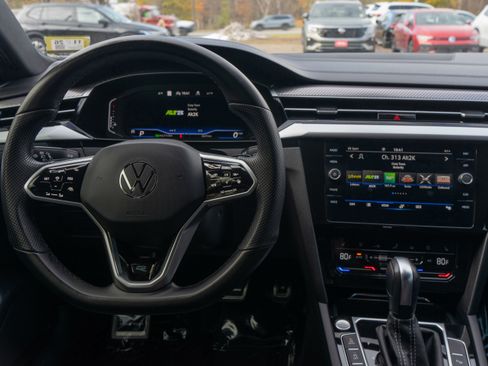 Used 2023 Volkswagen Arteon SEL Premium image 12