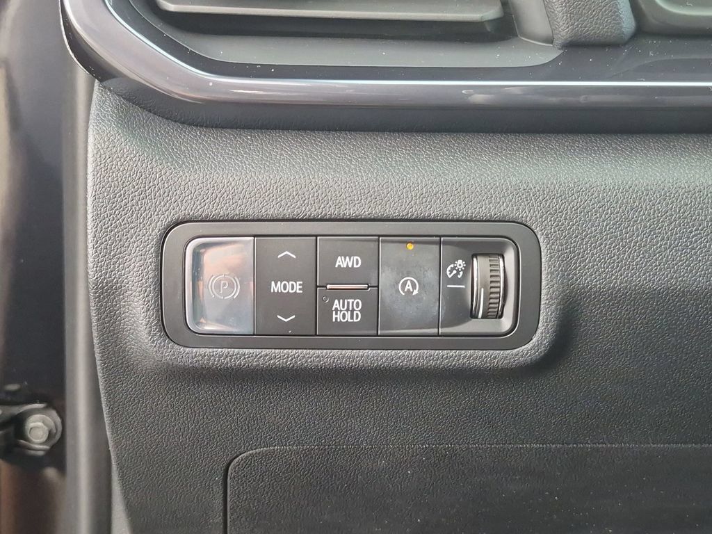 Used 2026 GMC Terrain AT4 w/ Technology Package II AWD/4WD image 20