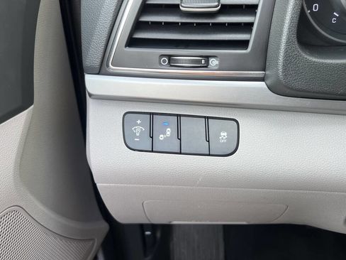 Used 2017 Hyundai Elantra SE w/ SE A/T Tech Package 03 image 20