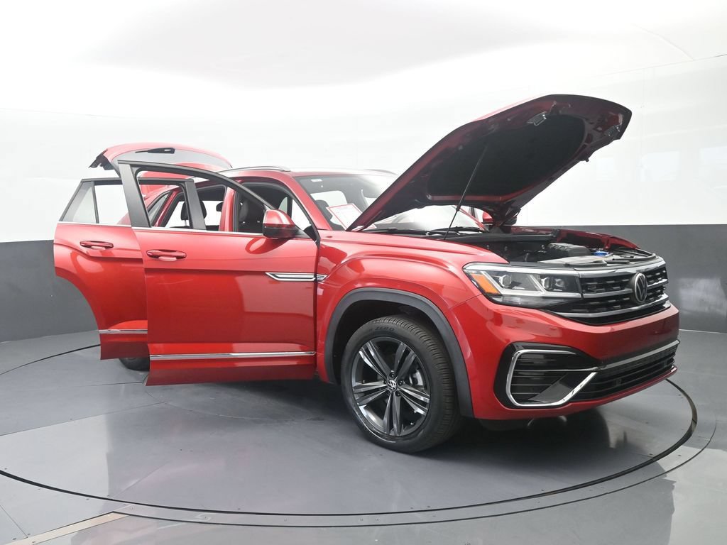 Used 2021 Volkswagen Atlas Cross Sport SE w/ Panoramic Sunroof Package FWD image 74