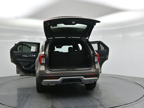 New 2026 Ford Explorer Tremor AWD/4WD image 33