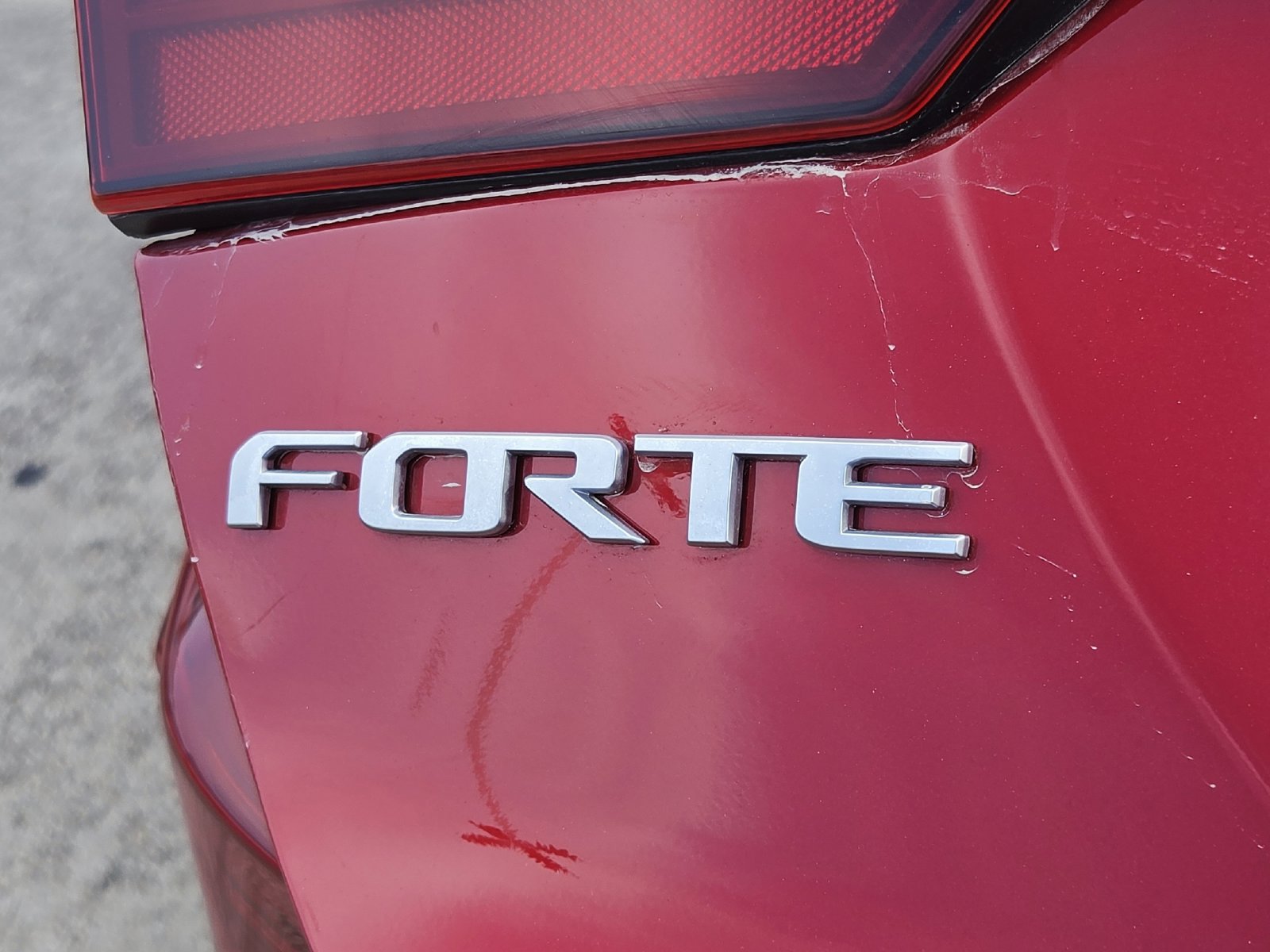 Used 2024 Kia Forte GT-Line FWD image 12