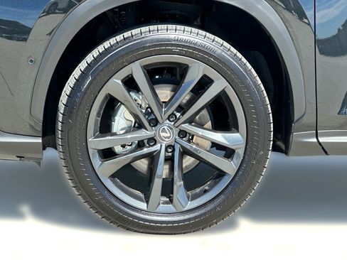 Used 2025 Lexus NX 450h+ AWD w/ Towing Package (2000 Lbs) image 11