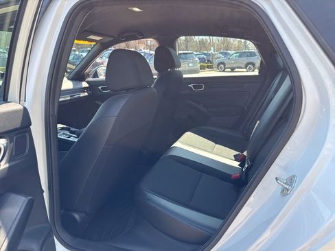 Used 2023 Honda Civic Sport image 14