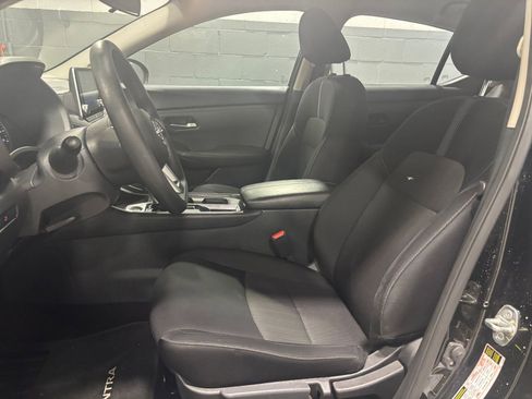 Used 2024 Nissan Sentra SV image 34