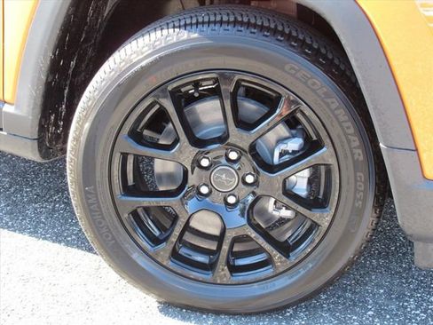 New 2026 Jeep Compass Latitude AWD/4WD image 7