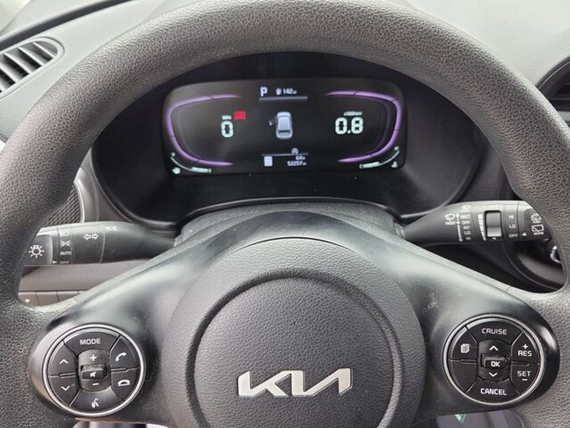Used 2023 Kia Soul LX w/ Option Group 015 FWD image 21