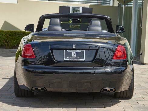 Certified 2016 Rolls-Royce Dawn image 12
