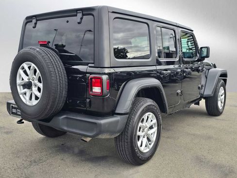 Used 2023 Jeep Wrangler Sport S image 3