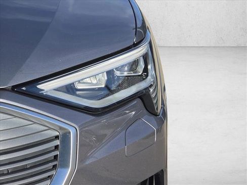 Certified 2021 Audi e-tron Premium Plus w/ Premium Plus Package image 11
